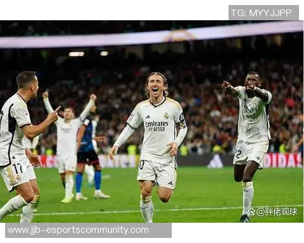 欧联杯激战皇马点球大战3-0战胜本菲卡全场沸腾瞬间回顾
