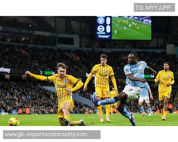 国王杯激战曼联与切尔西平局神扑瞬间成比赛转折点解析 国王杯激战曼联与切尔西平局神扑瞬间成比赛转折点解析