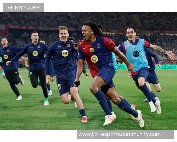 波尔图惊艳逆袭巴萨国王杯冷门瞬间引爆全场激情 波尔图惊艳逆袭巴萨国王杯冷门瞬间引爆全场激情