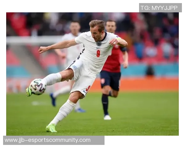 德甲惊现冷门热刺大胜曼联4-0逆转全场引发热议 德甲惊现冷门热刺大胜曼联4-0逆转全场引发热议