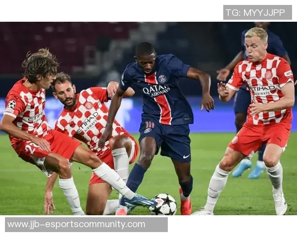 英超盛宴巴黎圣日耳曼大胜里昂乌龙球成比赛转折点战术解析