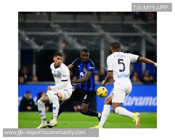 国米友谊赛逆转那不勒斯帽子戏法引发争议判罚全场沸腾