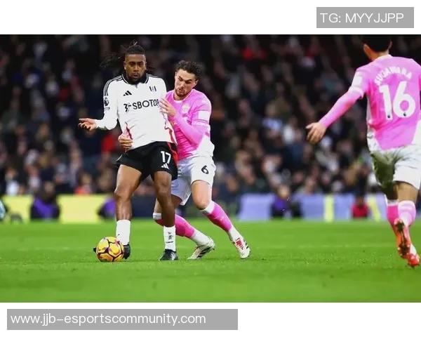 英超热战:利物浦强势3-0击败多特蒙德全场沸腾赛后分析精彩纷呈 英超热战:利物浦强势3-0击败多特蒙德全场沸腾赛后分析精彩纷呈